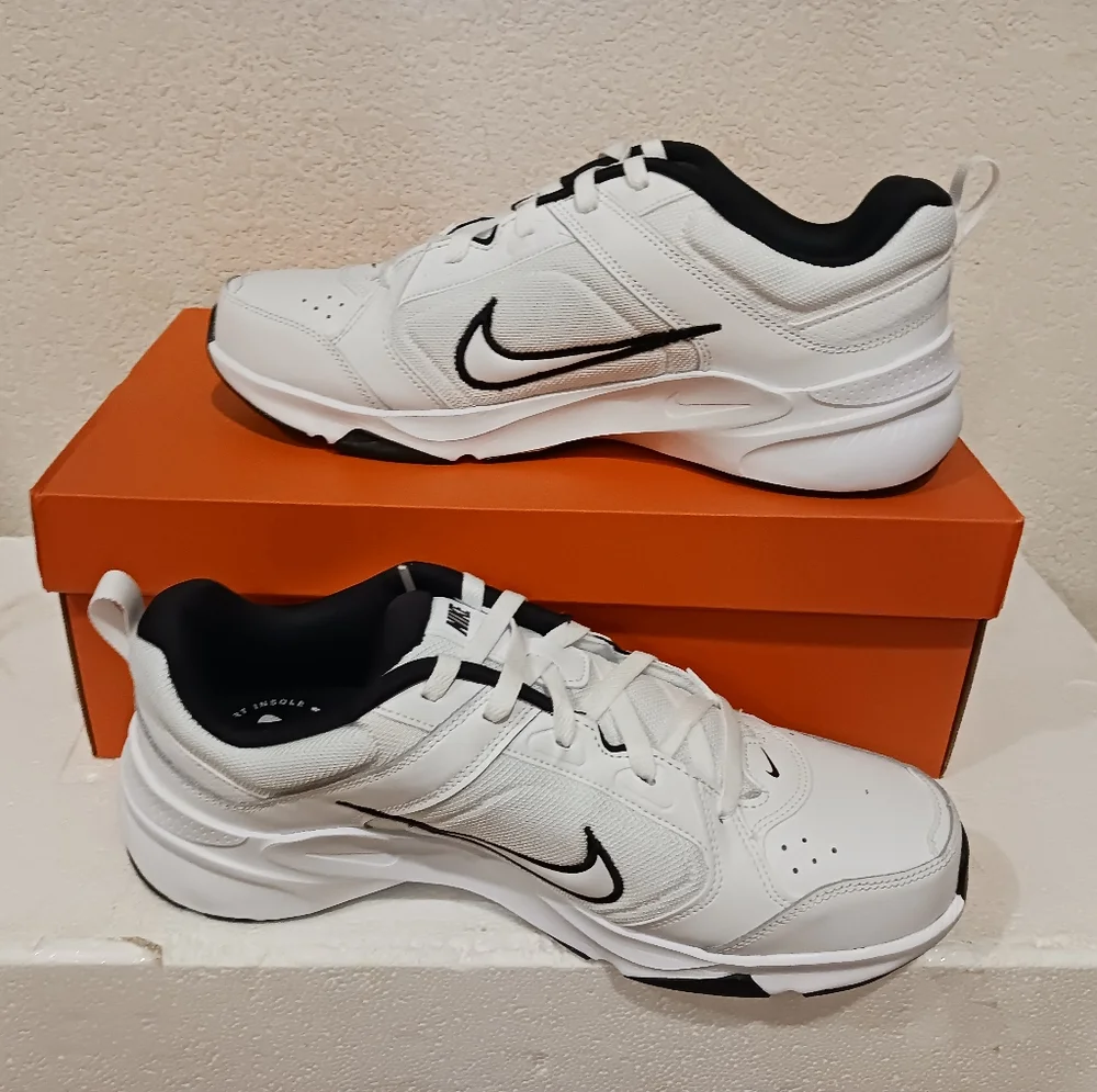 Nike